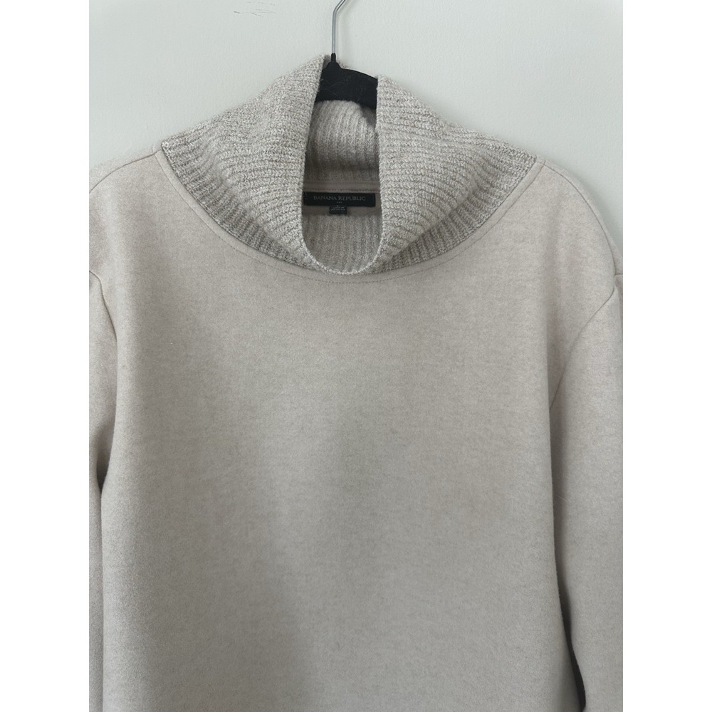 Banana Republic Oatmeal Turtleneck Sweater Size Large Neutral Capsule Wardrobe - Picture 7 of 15